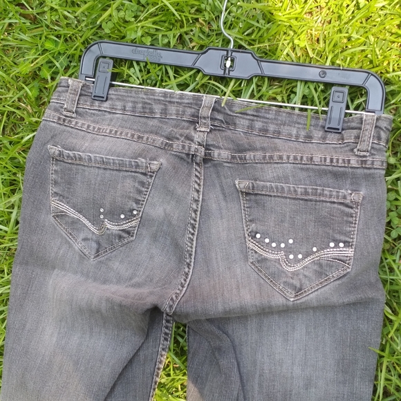 #330 Southpole Grey Faded Junior 5 Bootcut Low Rise Jeans - Picture 11 of 16